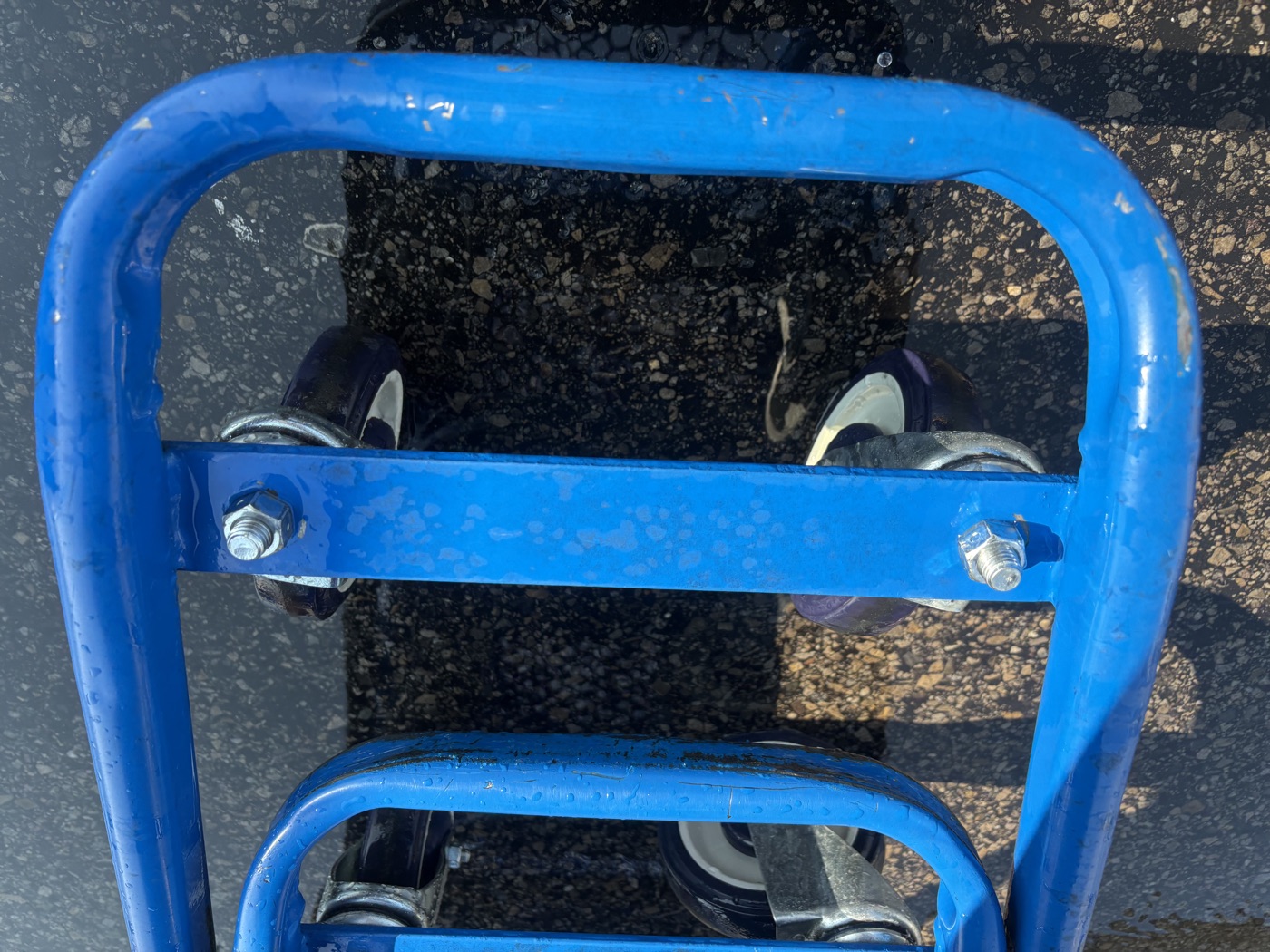 Shopping cart frame detail after washing