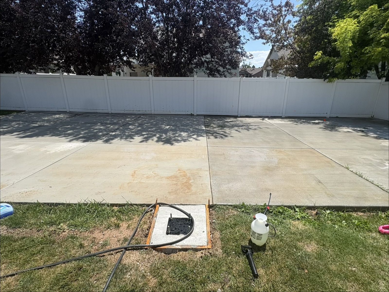 Cleaned concrete patio and back slab